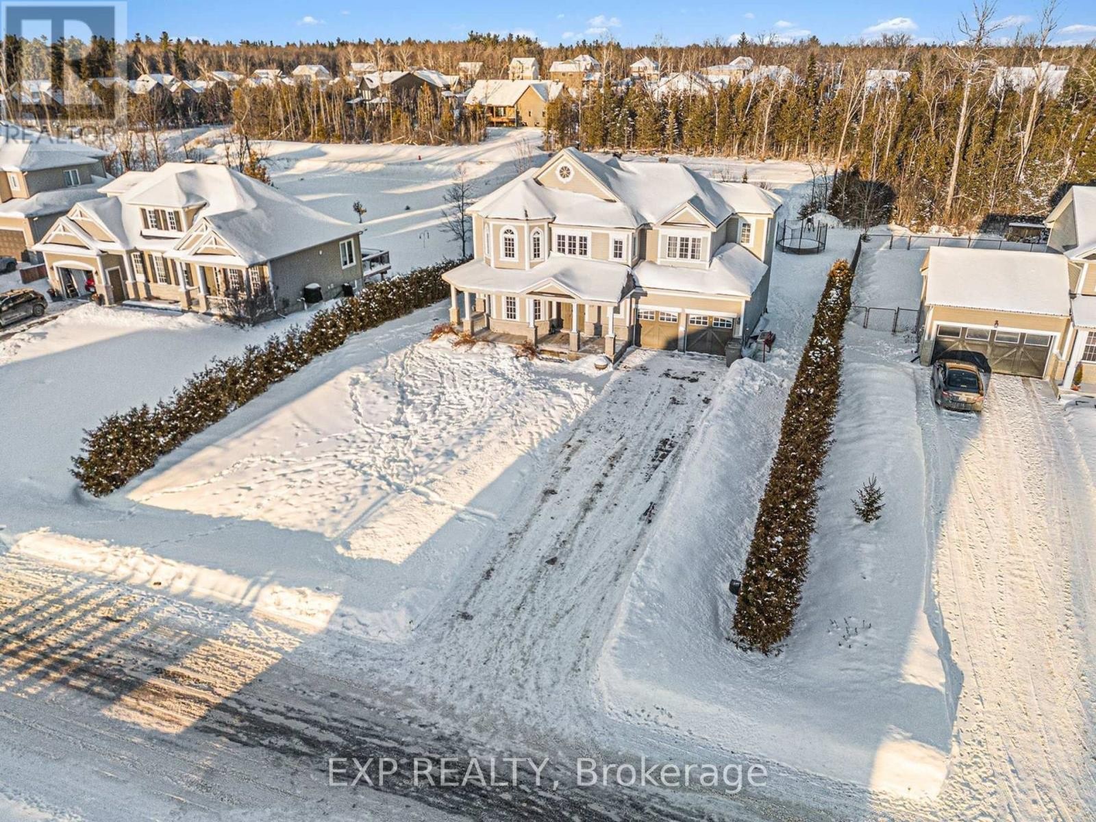 












39 WHITE TAIL DRIVE

,
Mississippi Mills,




Ontario
K0A1A0

