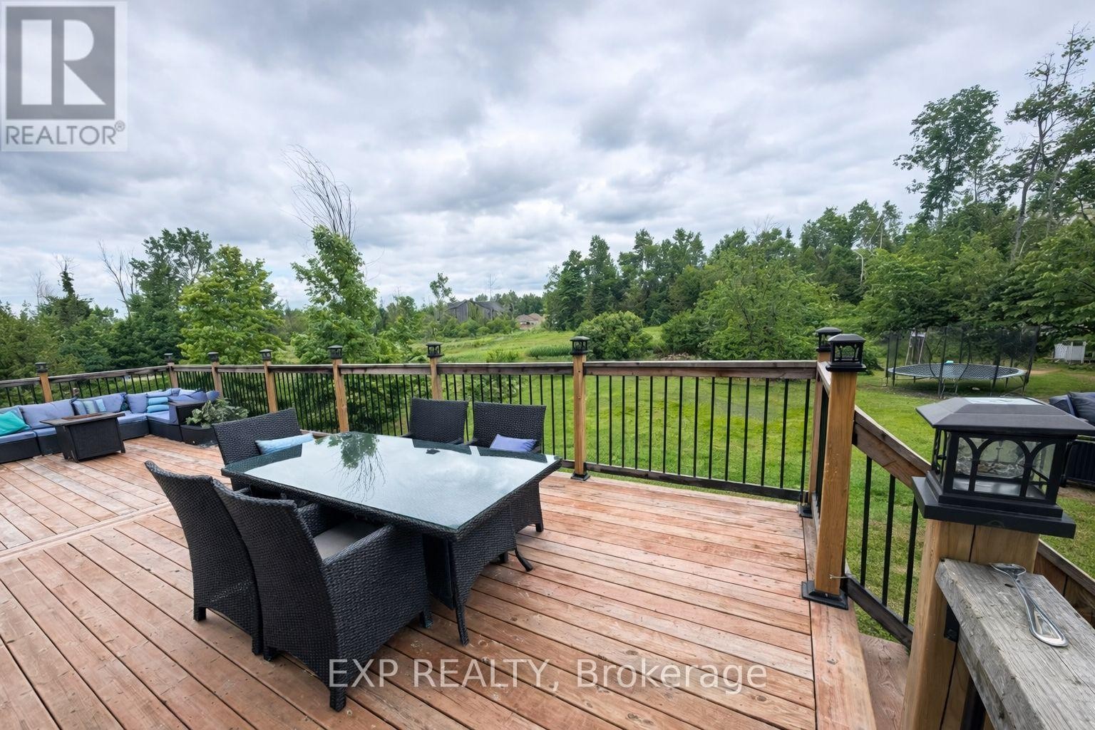 












39 WHITE TAIL DRIVE

,
Mississippi Mills,




Ontario
K0A1A0

