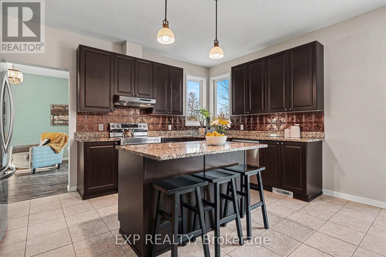 












39 WHITE TAIL DRIVE

,
Mississippi Mills,




Ontario
K0A1A0

