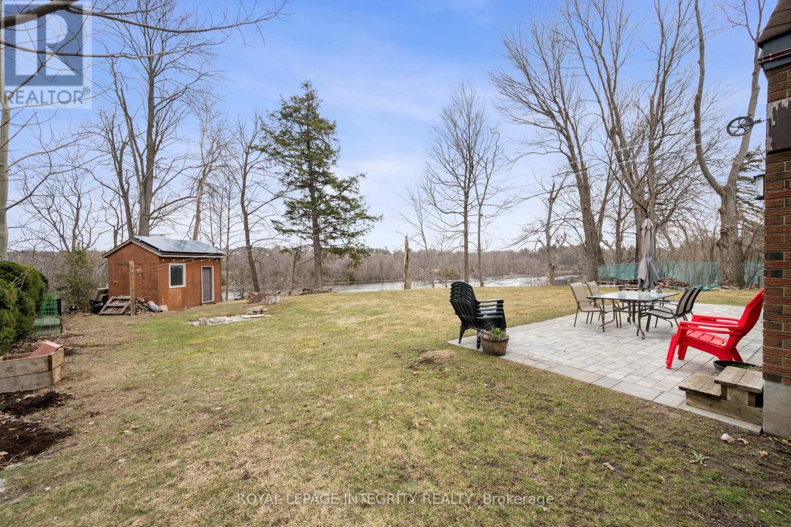 












2061 PRINCE OF WALES DRIVE

,
Ottawa,




Ontario
K2E7A4

