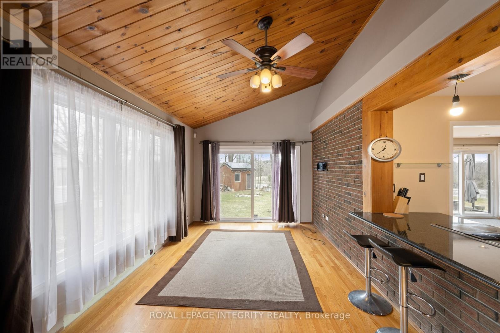 












2061 PRINCE OF WALES DRIVE

,
Ottawa,




Ontario
K2E7A4

