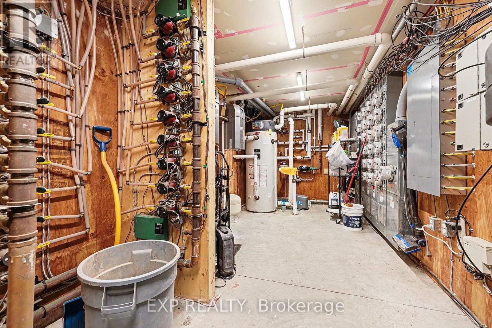












322 HONEYBORNE STREET

,
Mississippi Mills,




Ontario
K0A1A0

