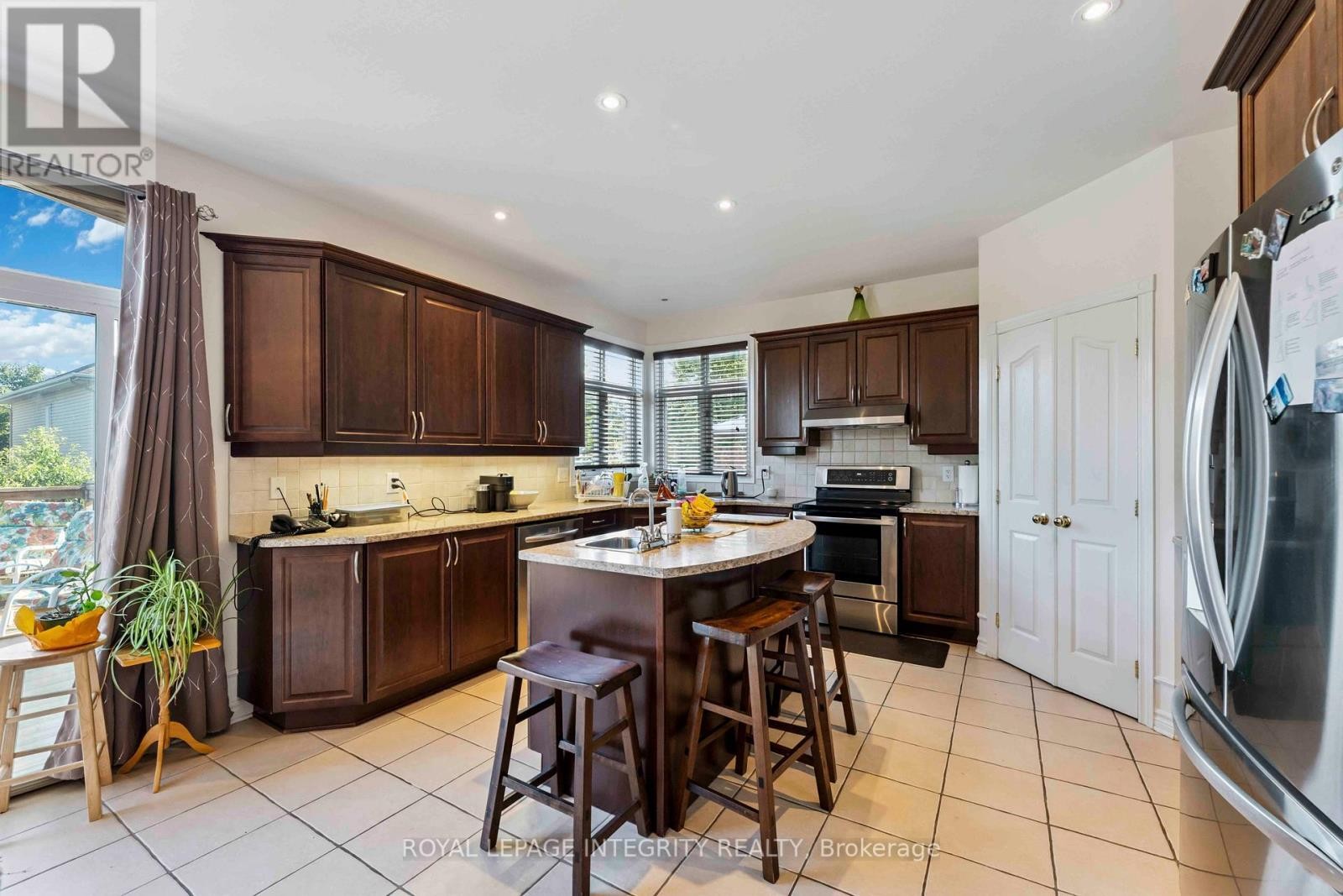 












101 SPIRITWOOD DRIVE

,
Ottawa,




Ontario
K2M3A1

