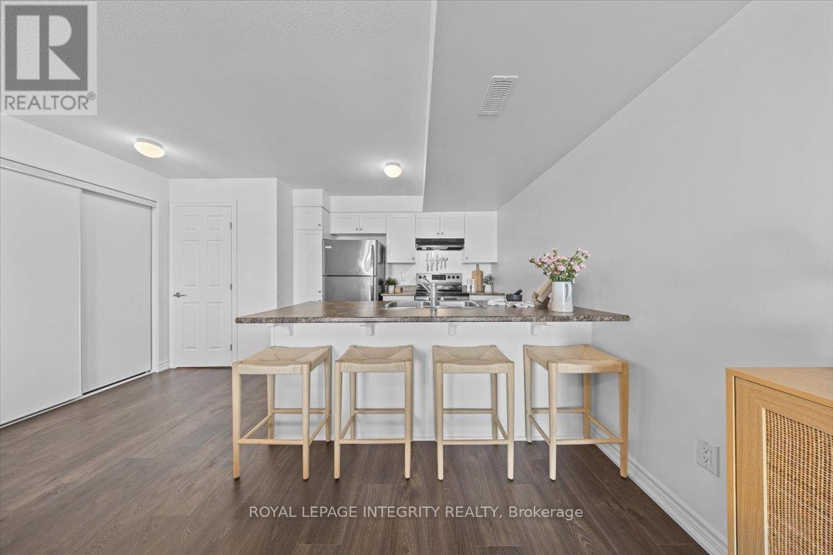 












78 LYRID PRIVATE

,
Ottawa,




Ontario
K2J6N3

