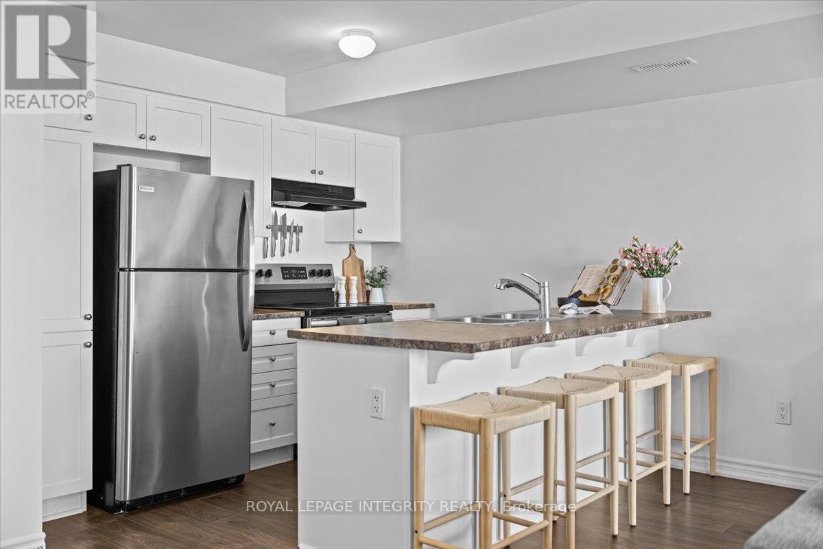 












78 LYRID PRIVATE

,
Ottawa,




Ontario
K2J6N3

