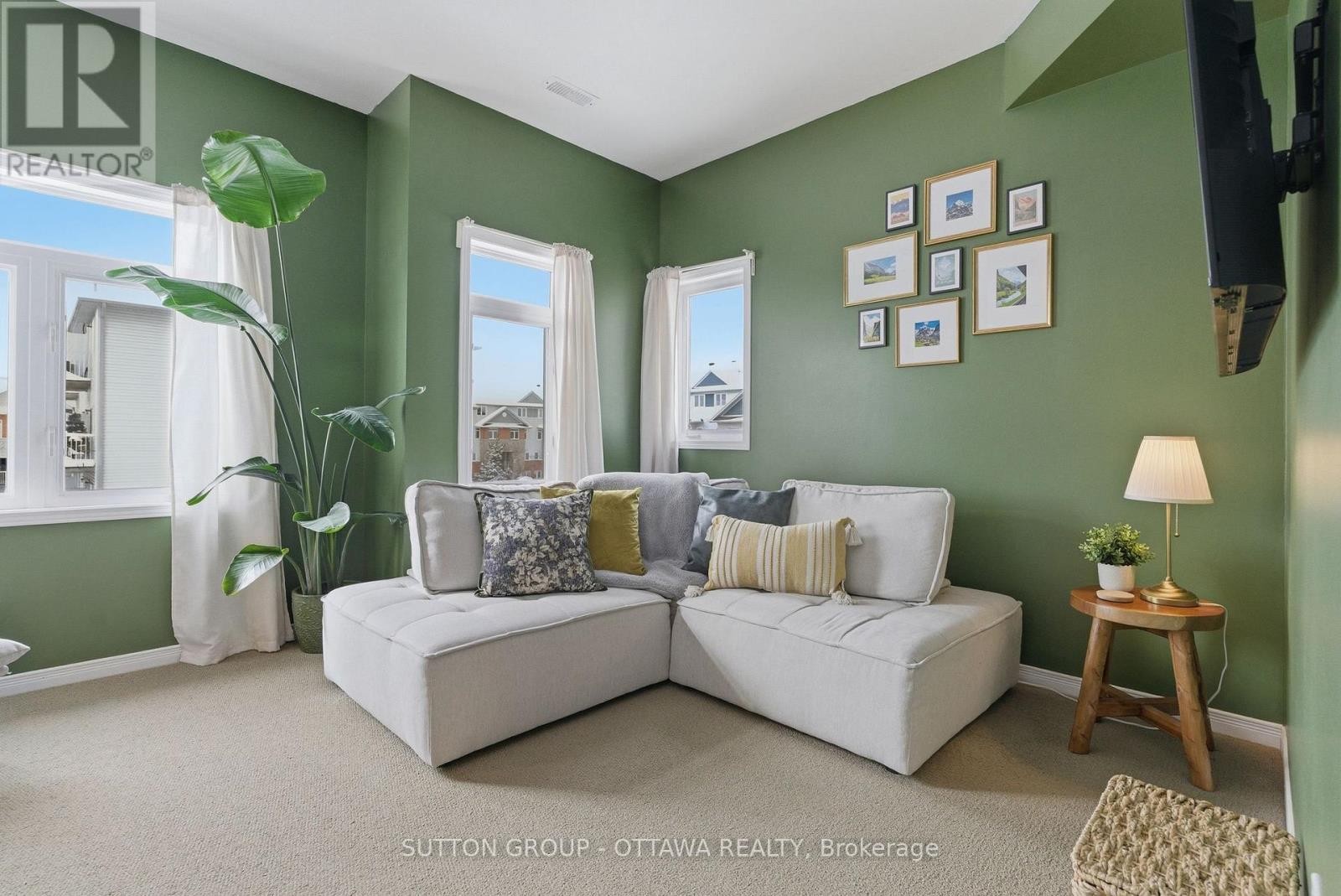 












249 FIR LANE

,
North Grenville,




Ontario
K0G1J0

