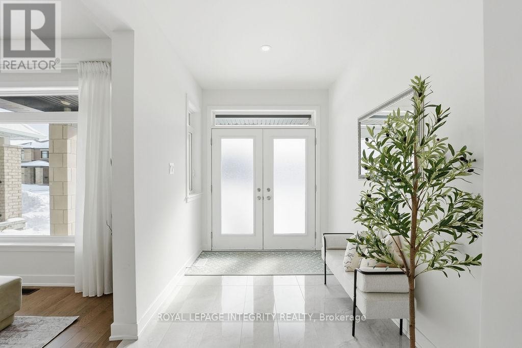 












207 OSTERLEY WAY

,
Ottawa,




Ontario
K2S2N6

