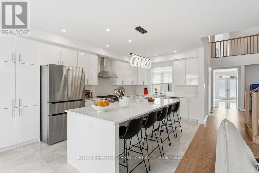 












207 OSTERLEY WAY

,
Ottawa,




Ontario
K2S2N6

