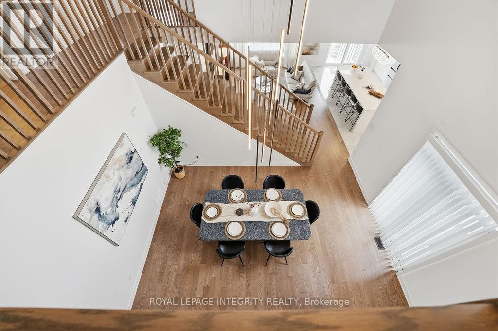 












207 OSTERLEY WAY

,
Ottawa,




Ontario
K2S2N6

