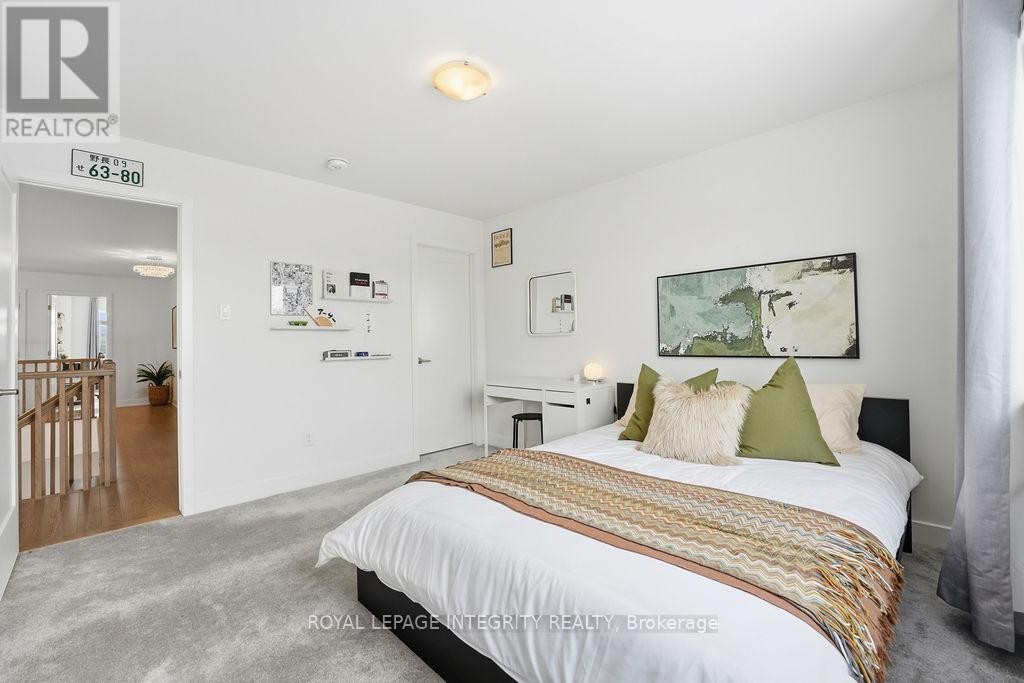 












207 OSTERLEY WAY

,
Ottawa,




Ontario
K2S2N6

