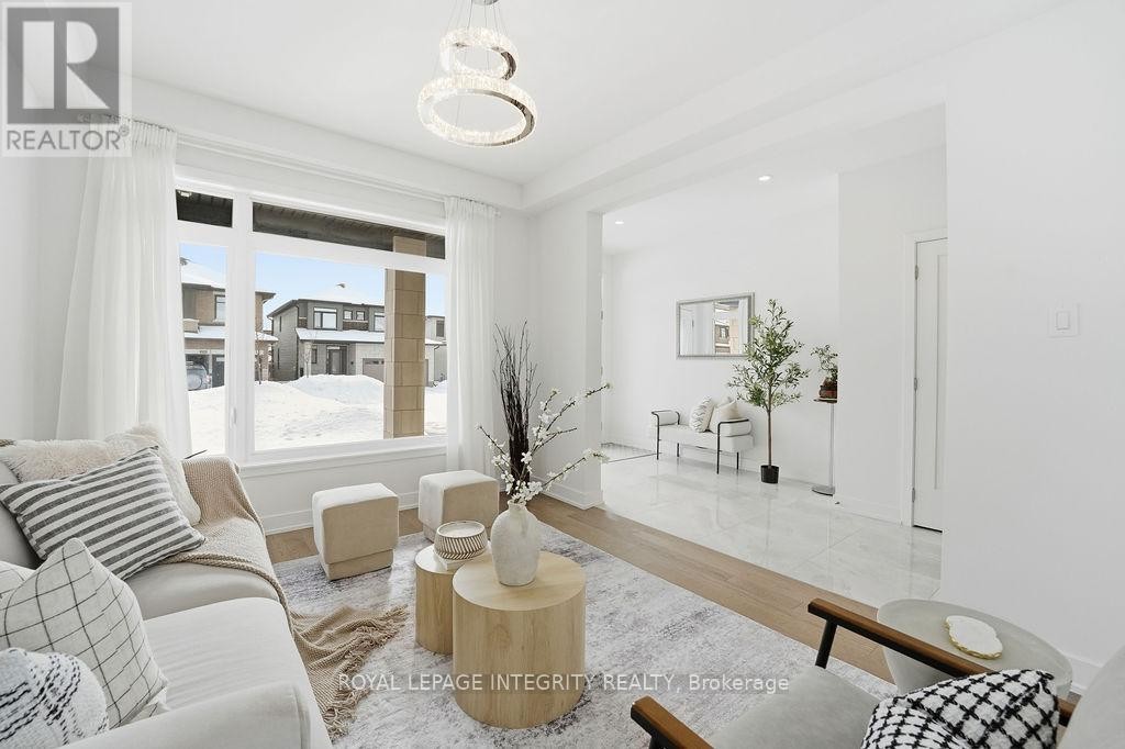 












207 OSTERLEY WAY

,
Ottawa,




Ontario
K2S2N6

