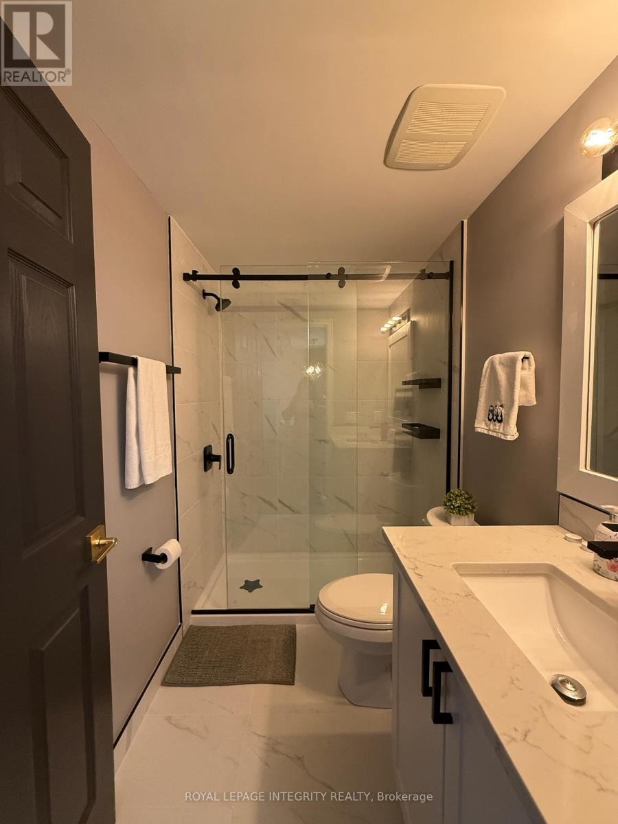 












1106 - 134 YORK STREET

,
Ottawa,




Ontario
K1N1K8

