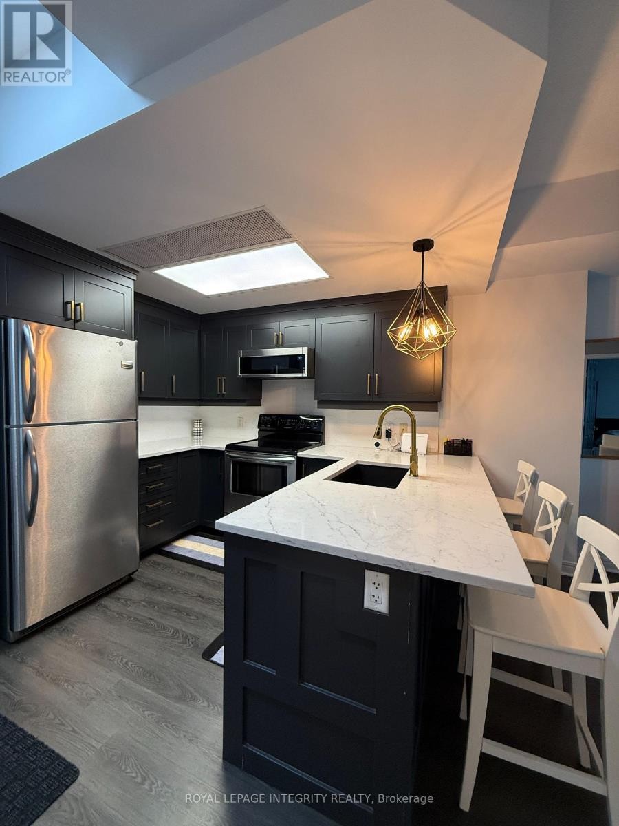 












1106 - 134 YORK STREET

,
Ottawa,




Ontario
K1N1K8

