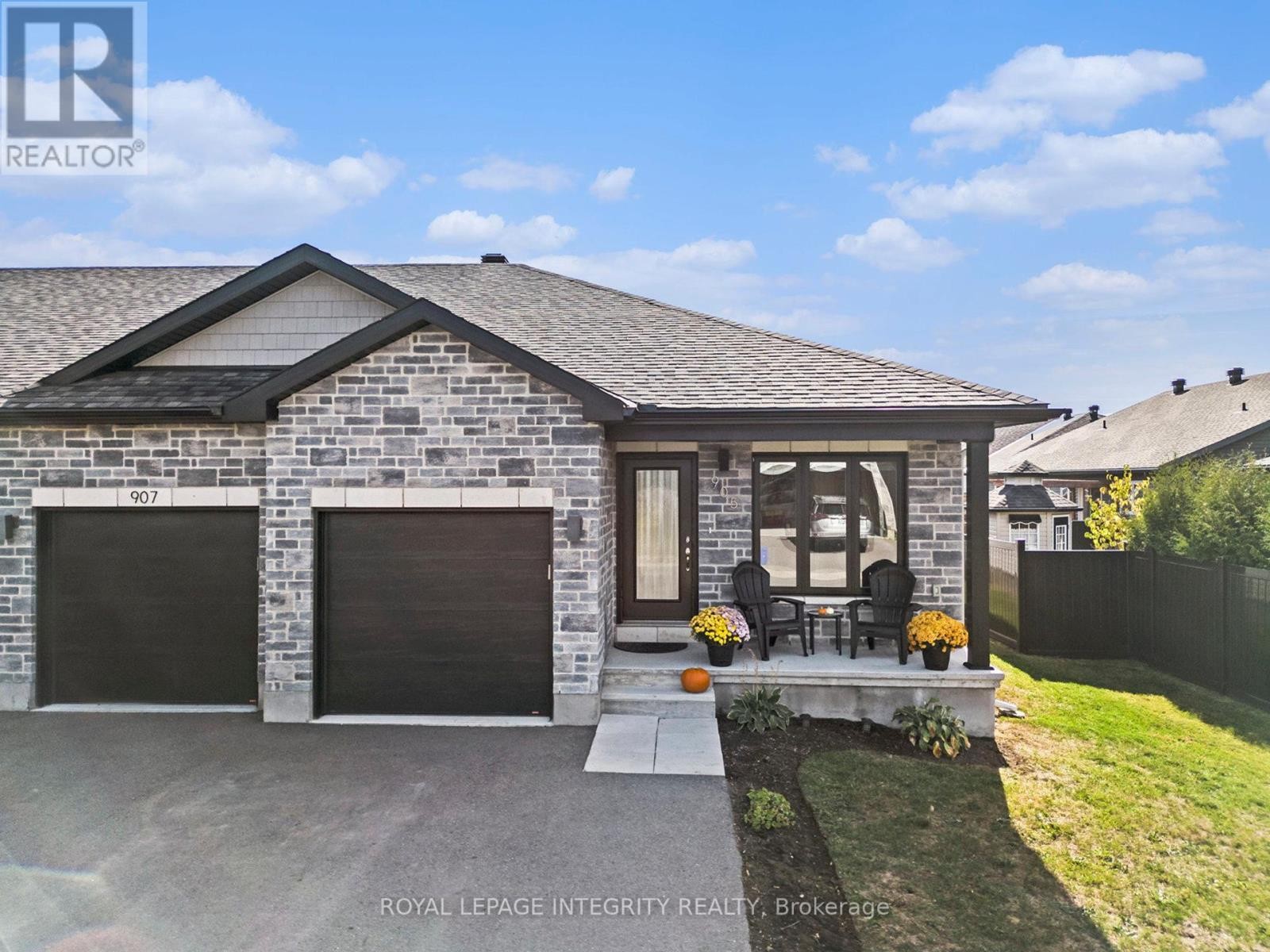 












905 LEISHMAN DRIVE

,
Mississippi Mills,




Ontario
K0A1A0

