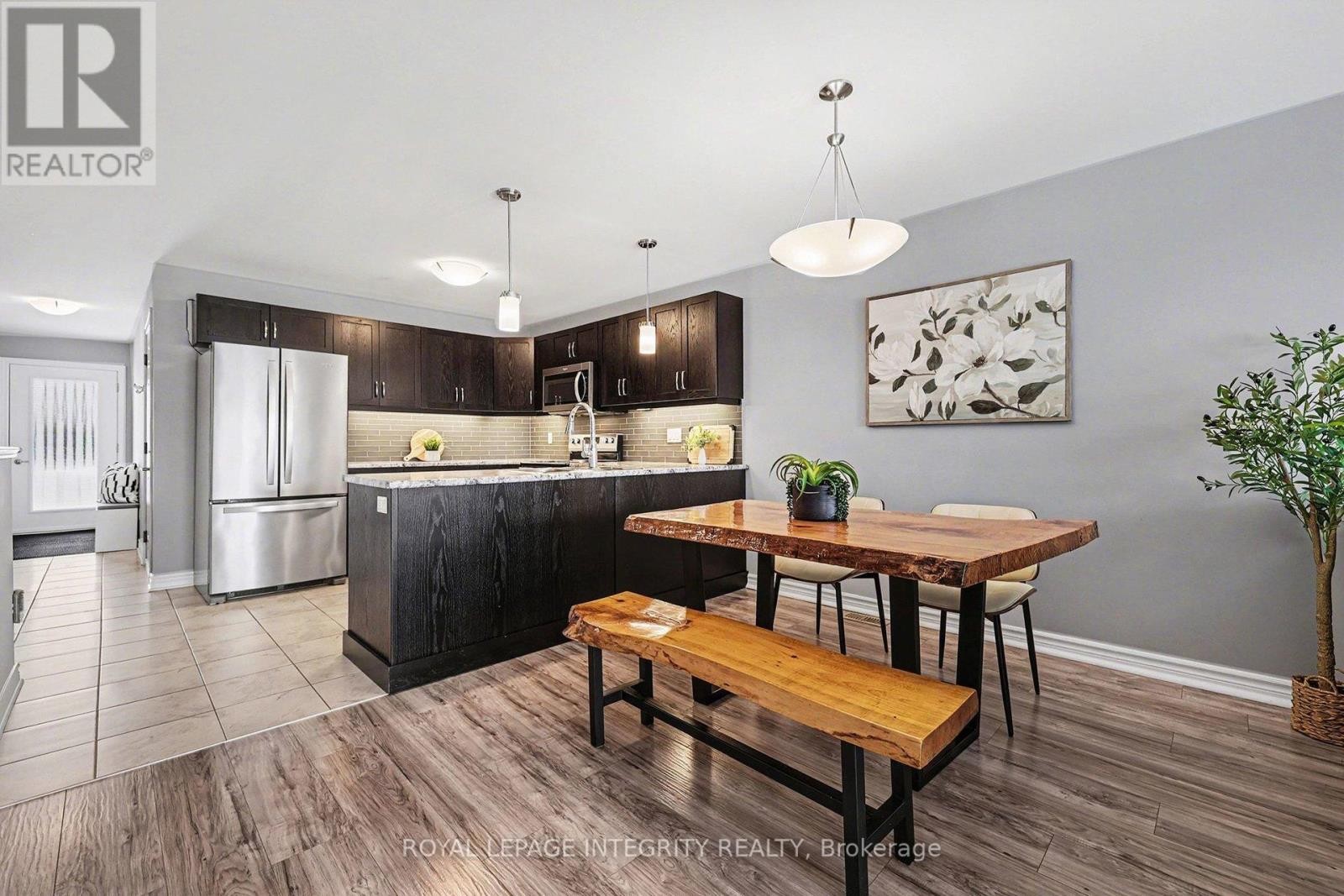 












905 LEISHMAN DRIVE

,
Mississippi Mills,




Ontario
K0A1A0

