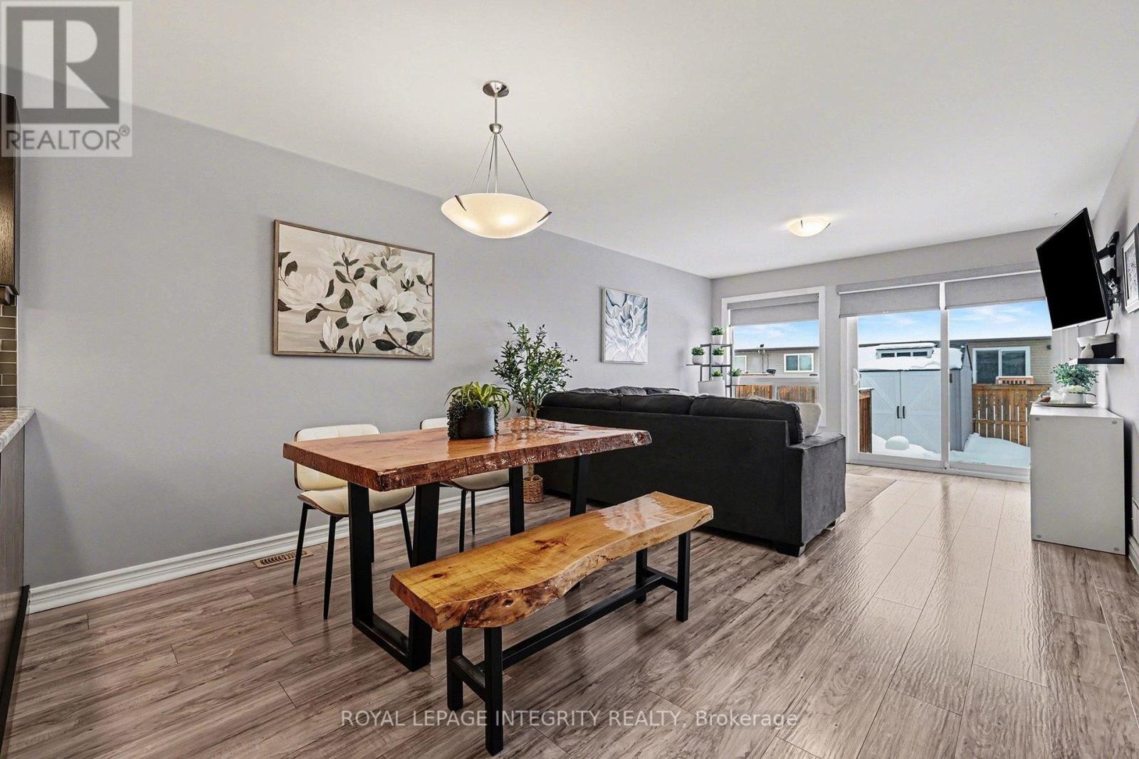 












905 LEISHMAN DRIVE

,
Mississippi Mills,




Ontario
K0A1A0

