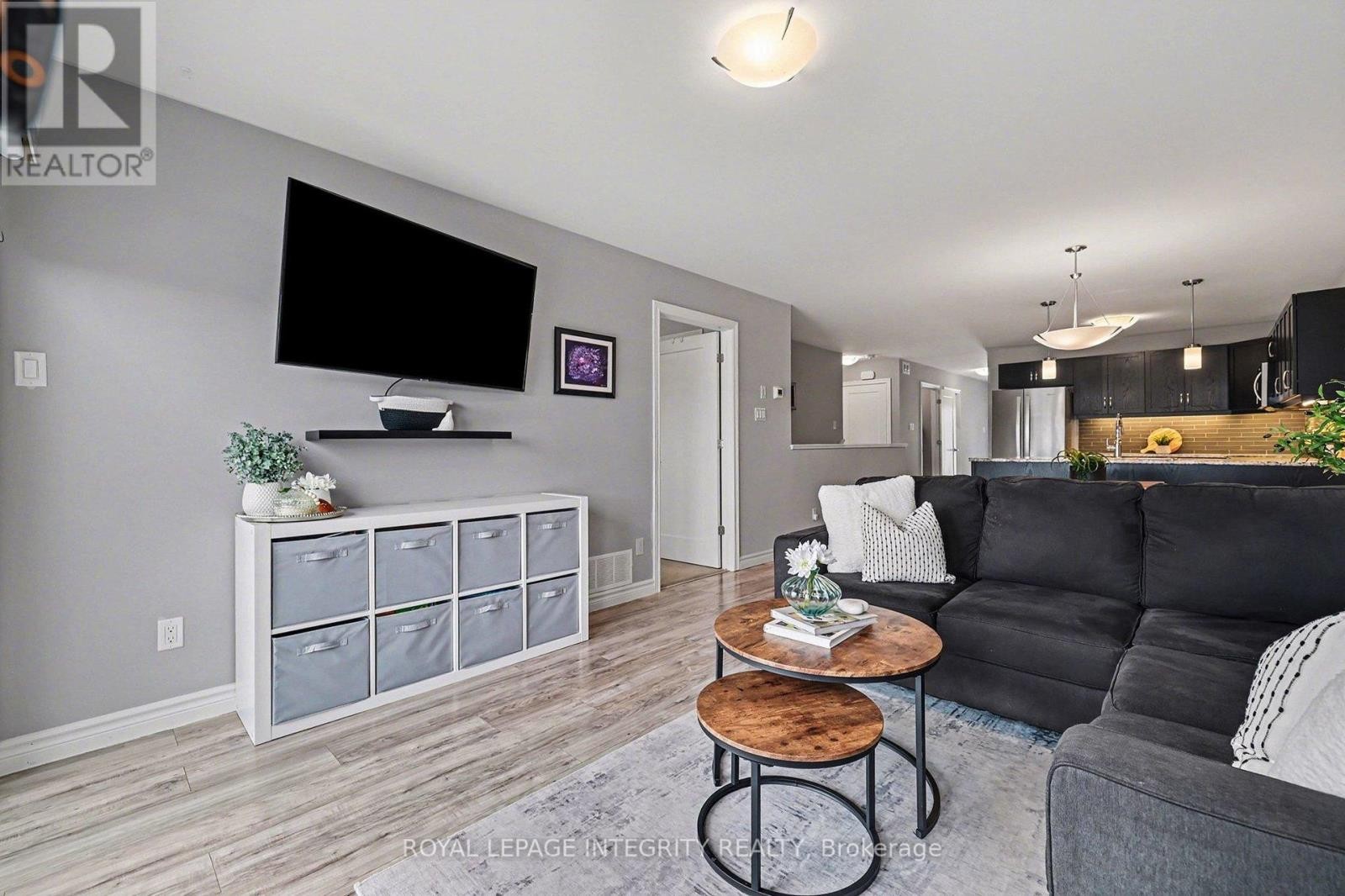 












905 LEISHMAN DRIVE

,
Mississippi Mills,




Ontario
K0A1A0

