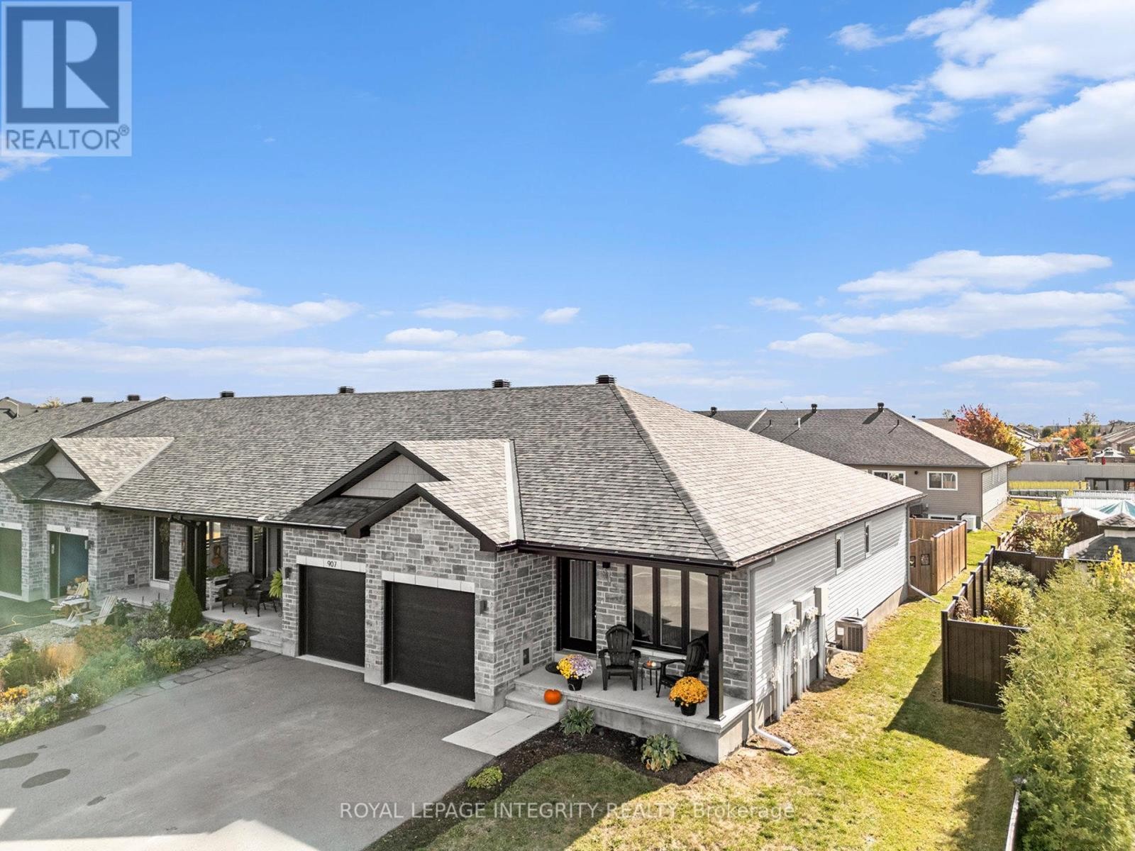 












905 LEISHMAN DRIVE

,
Mississippi Mills,




Ontario
K0A1A0

