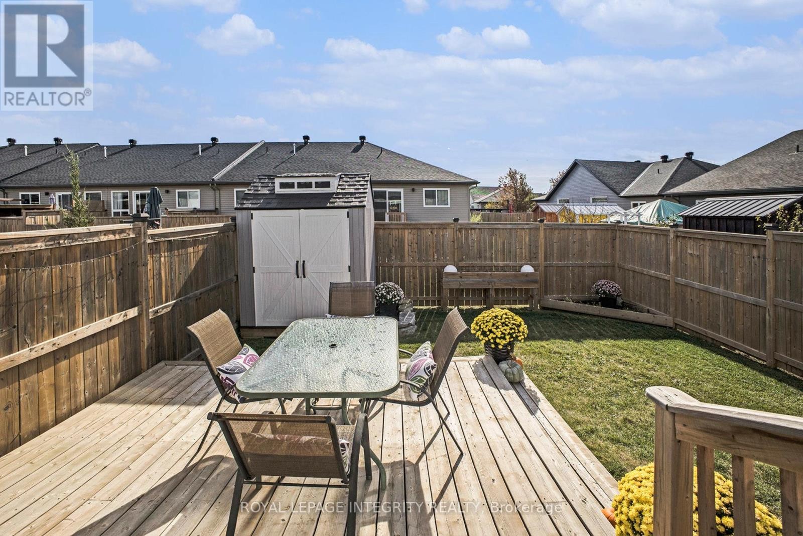 












905 LEISHMAN DRIVE

,
Mississippi Mills,




Ontario
K0A1A0

