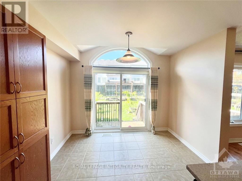 












102 BRADY AVENUE

,
Ottawa,




Ontario
K2K0B1

