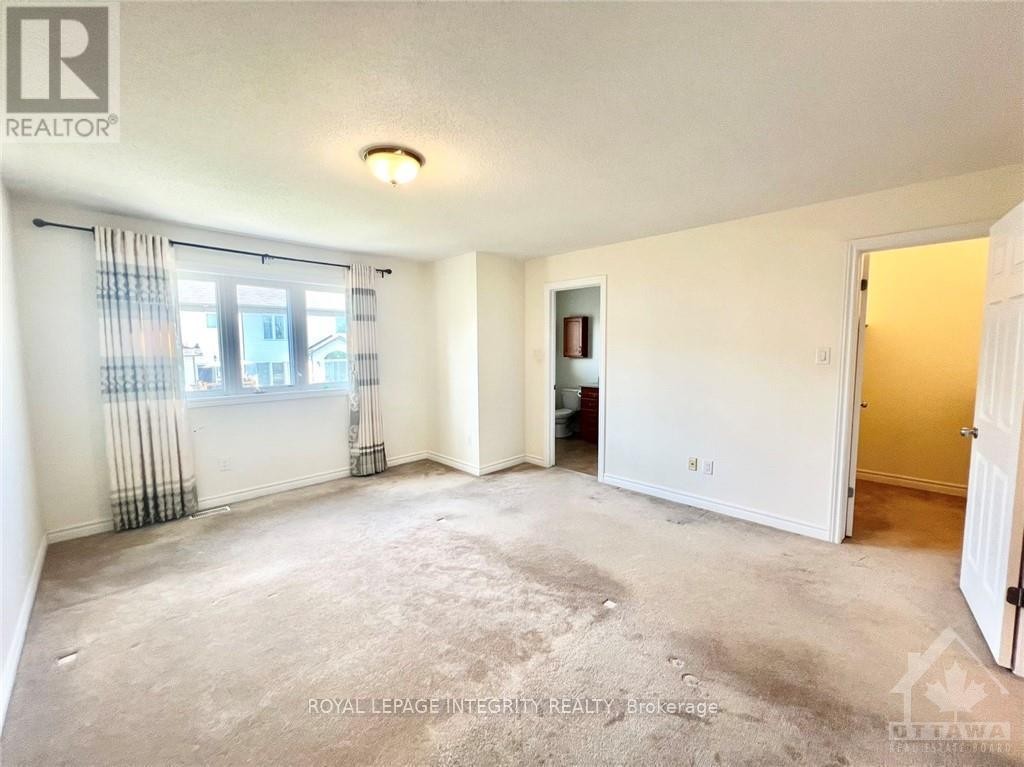 












102 BRADY AVENUE

,
Ottawa,




Ontario
K2K0B1

