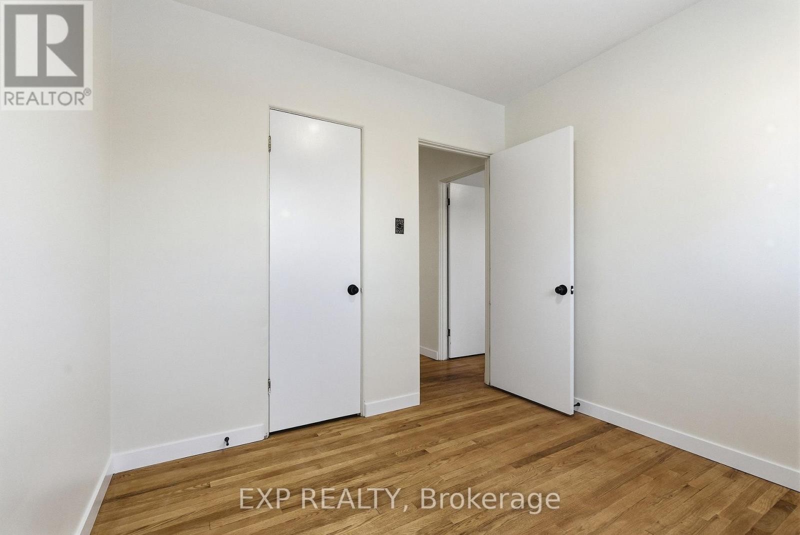 












2243 MIRAMICHI STREET

,
Ottawa,




Ontario
K2C0Z1

