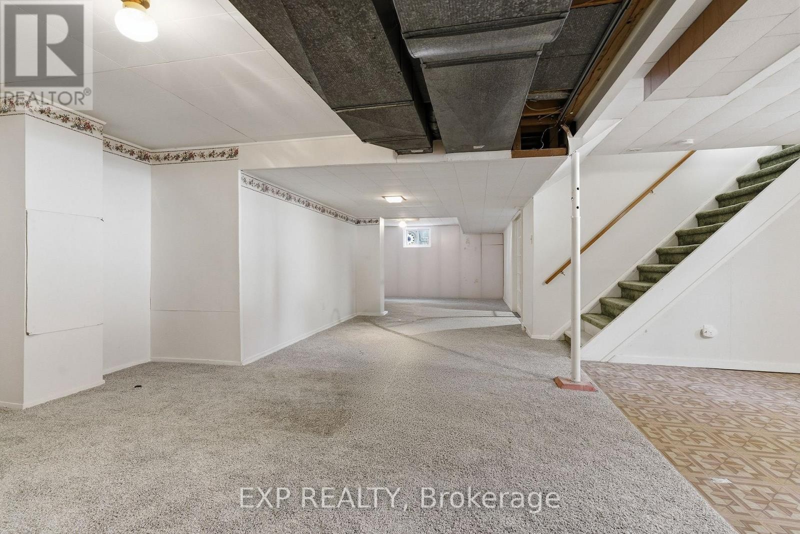 












2243 MIRAMICHI STREET

,
Ottawa,




Ontario
K2C0Z1

