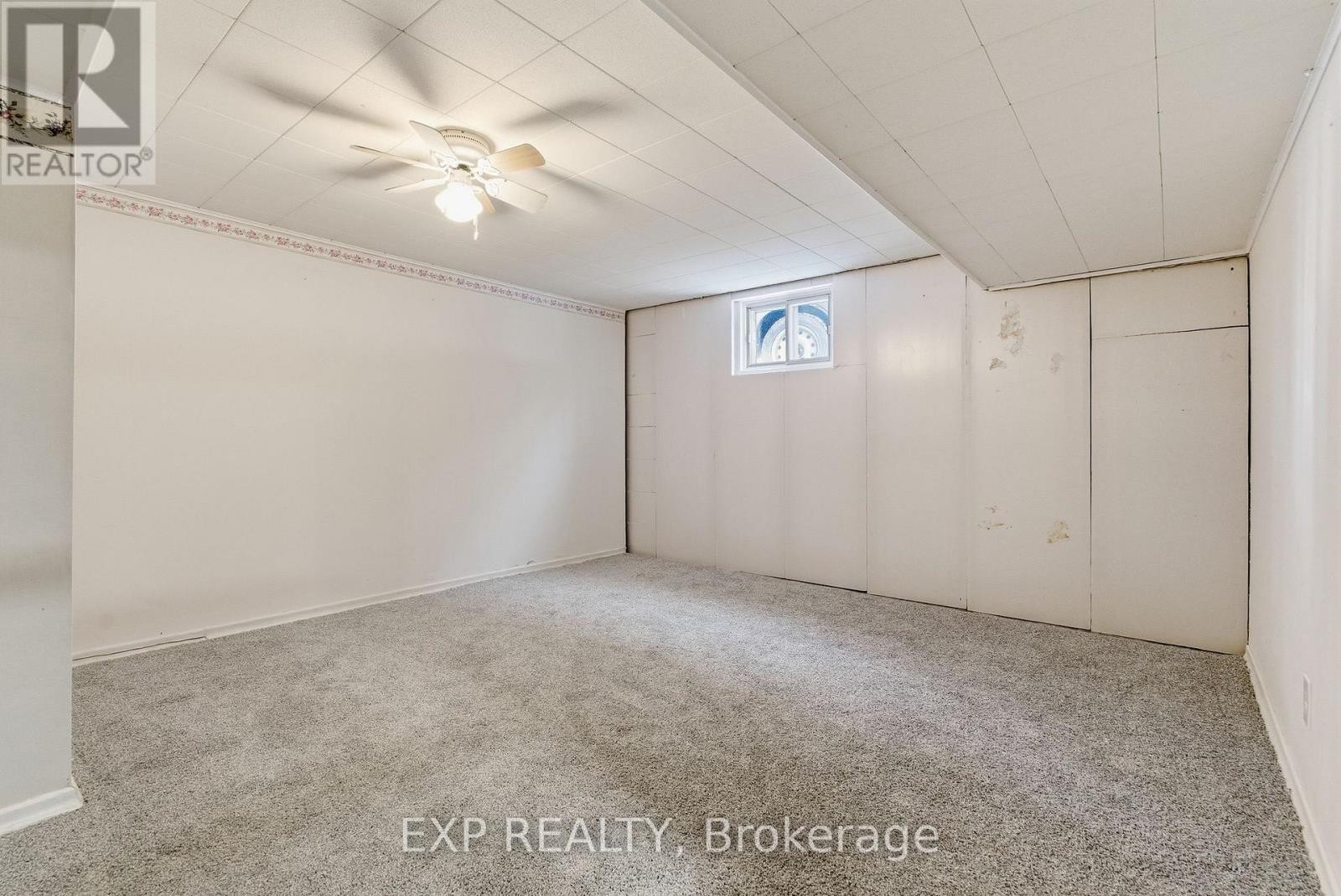 












2243 MIRAMICHI STREET

,
Ottawa,




Ontario
K2C0Z1

