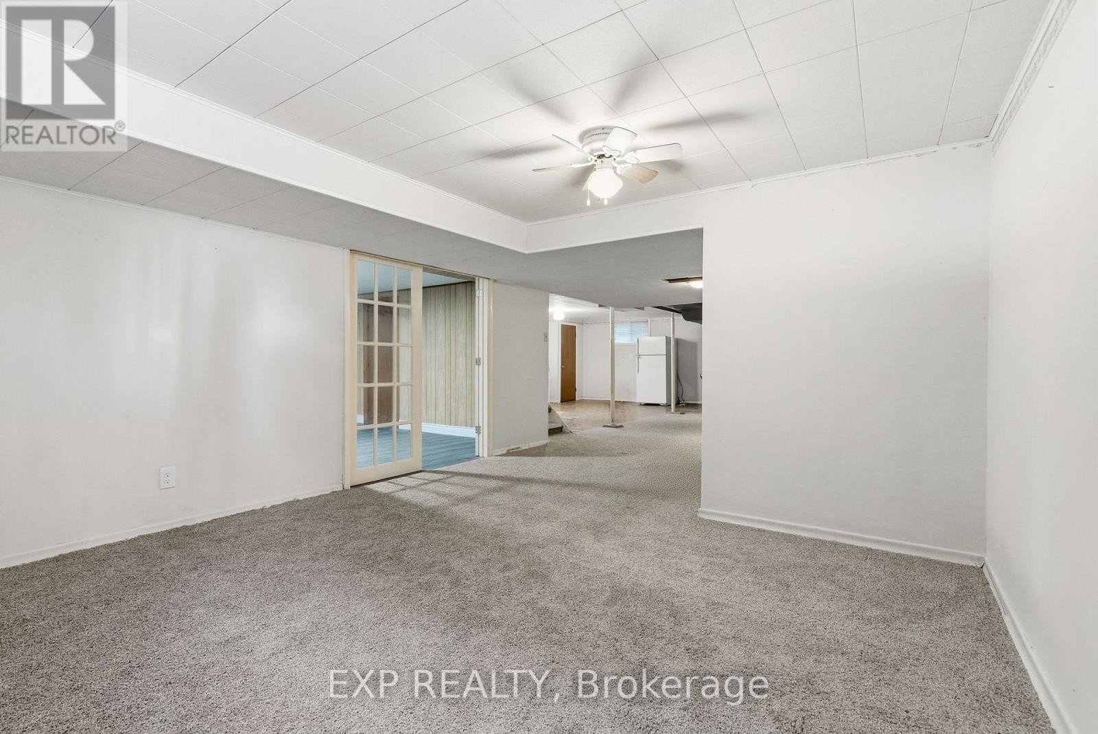 












2243 MIRAMICHI STREET

,
Ottawa,




Ontario
K2C0Z1

