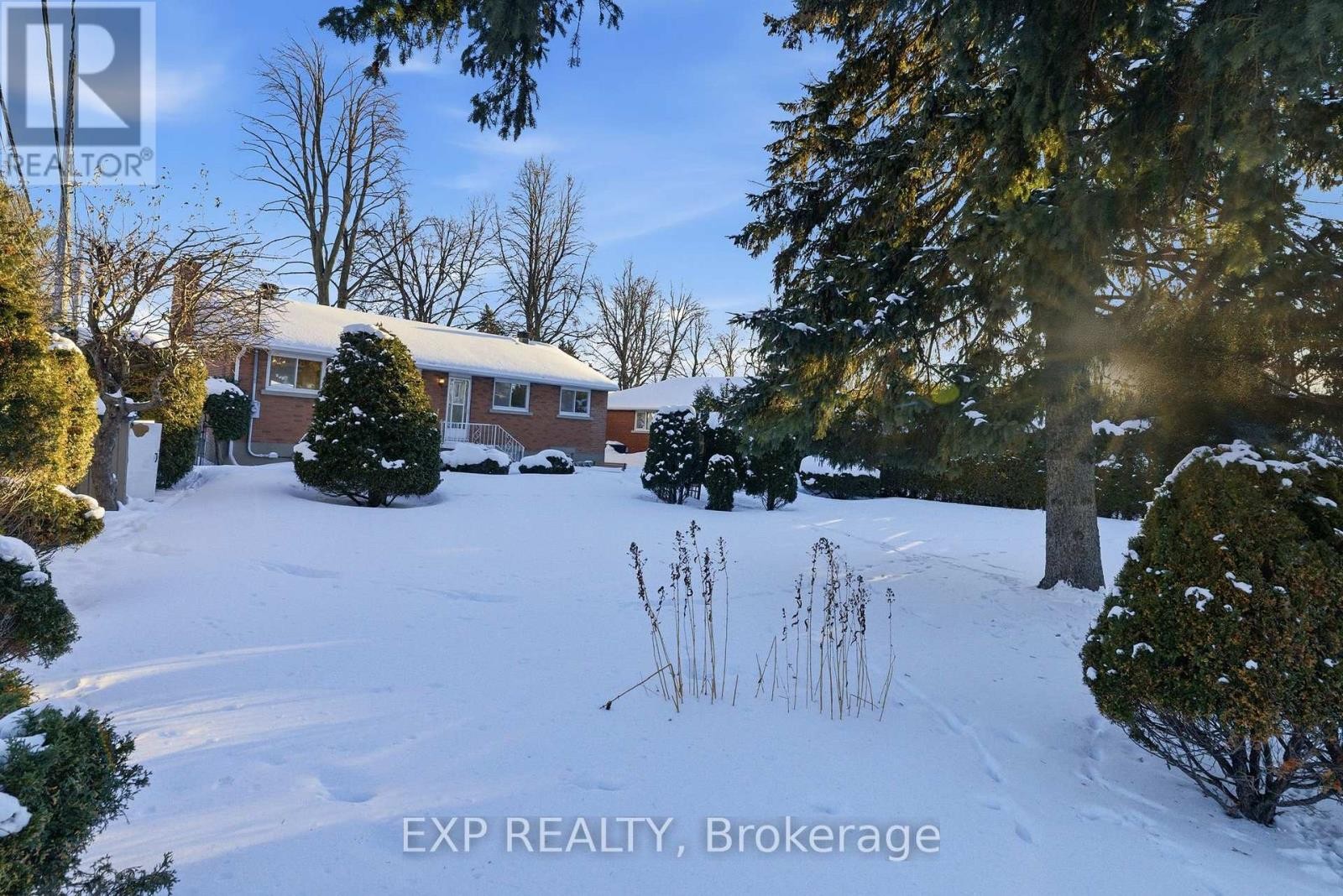 












2243 MIRAMICHI STREET

,
Ottawa,




Ontario
K2C0Z1

