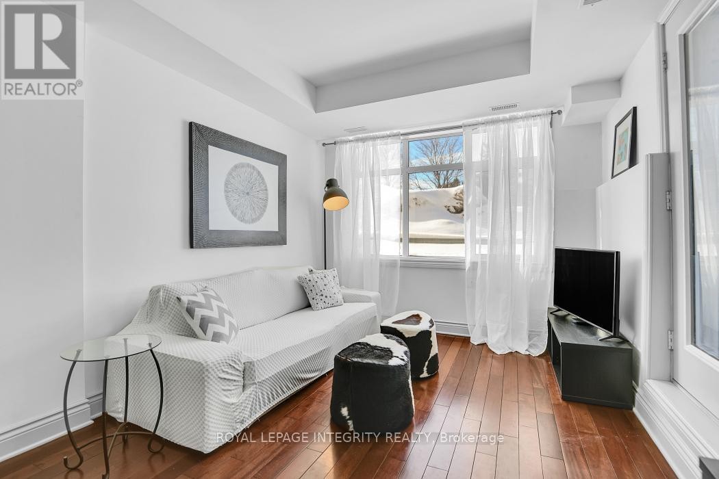 












102 - 3684 FALLOWFIELD ROAD

,
Ottawa,




Ontario
K2J4H3

