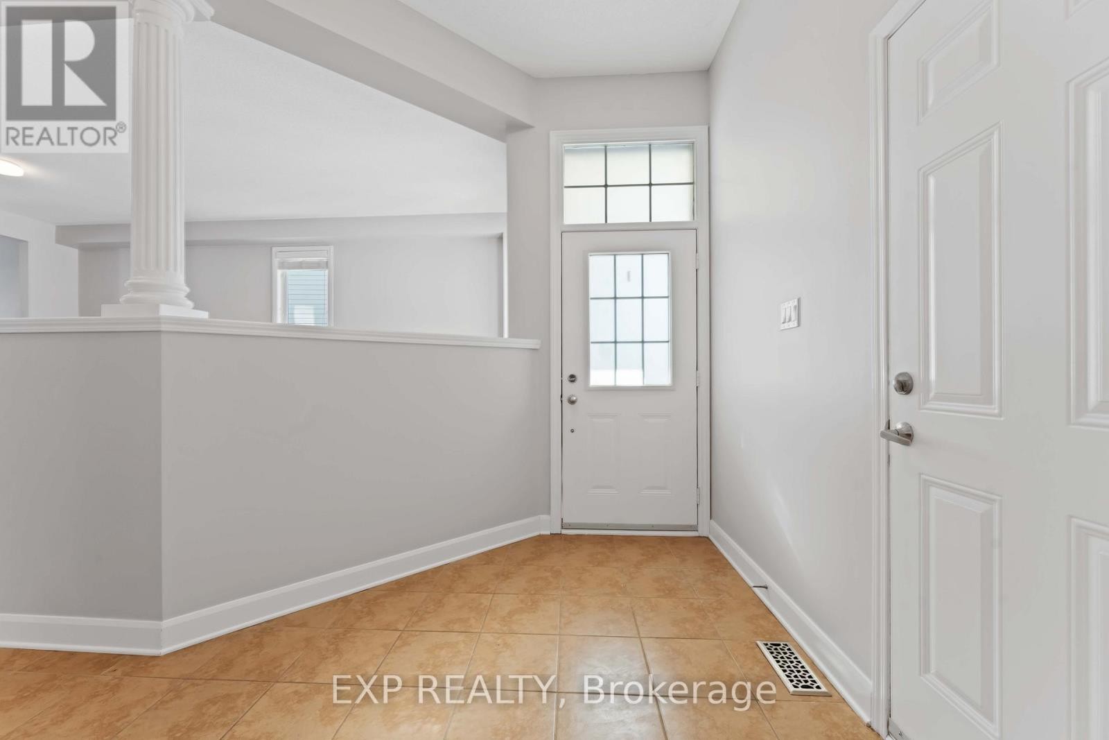 












413 TILLSONBURG STREET

,
Ottawa,




Ontario
K2T0C3

