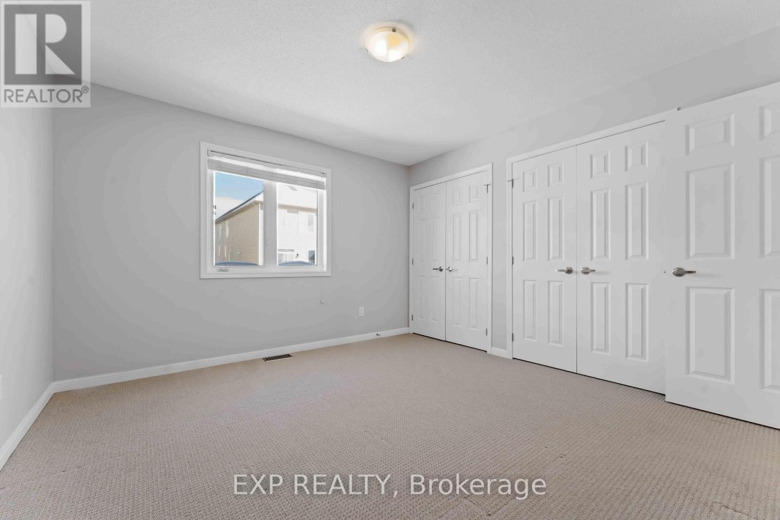 












413 TILLSONBURG STREET

,
Ottawa,




Ontario
K2T0C3

