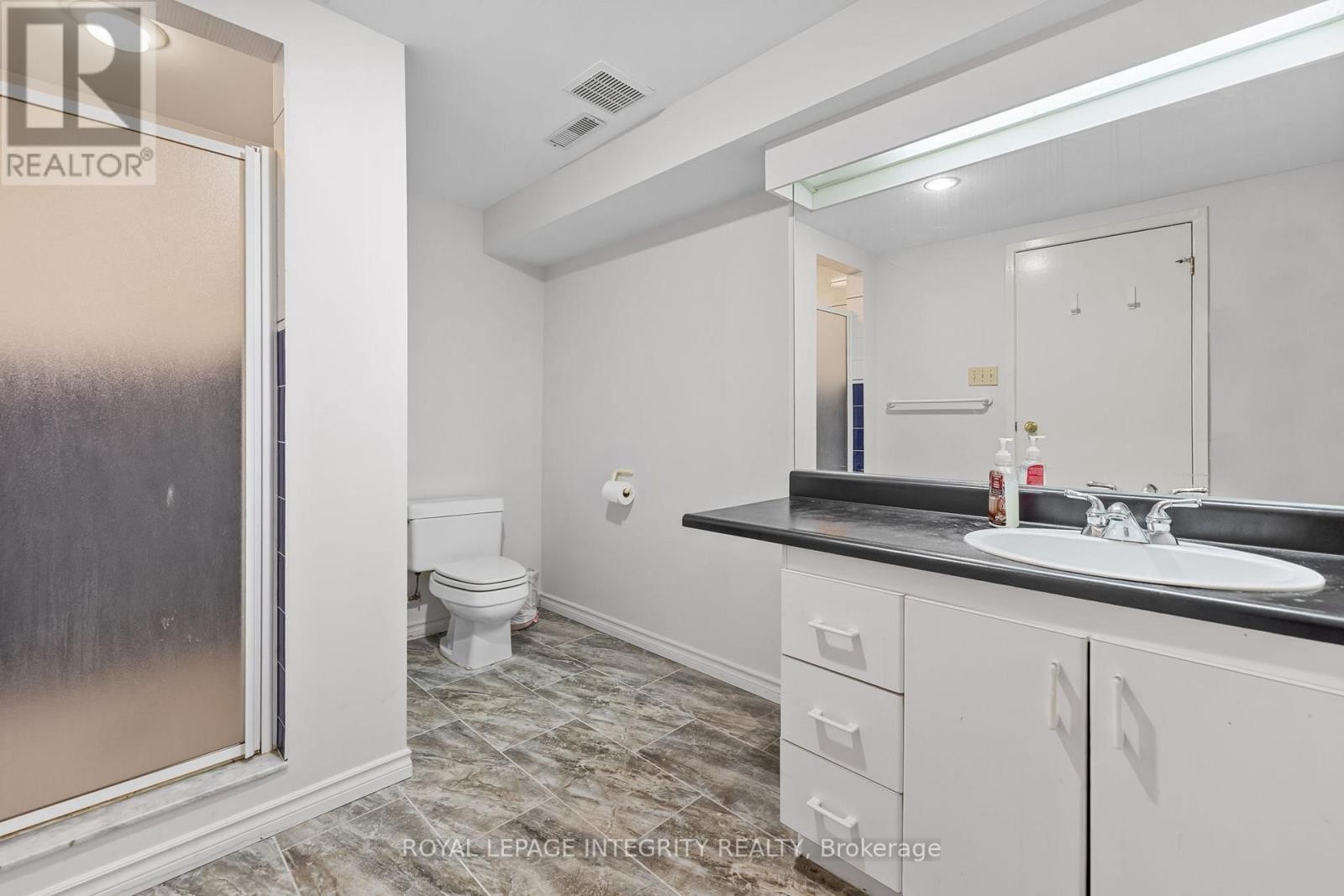 












830 ACADIAN GARDENS

,
Ottawa,




Ontario
K1C2V6

