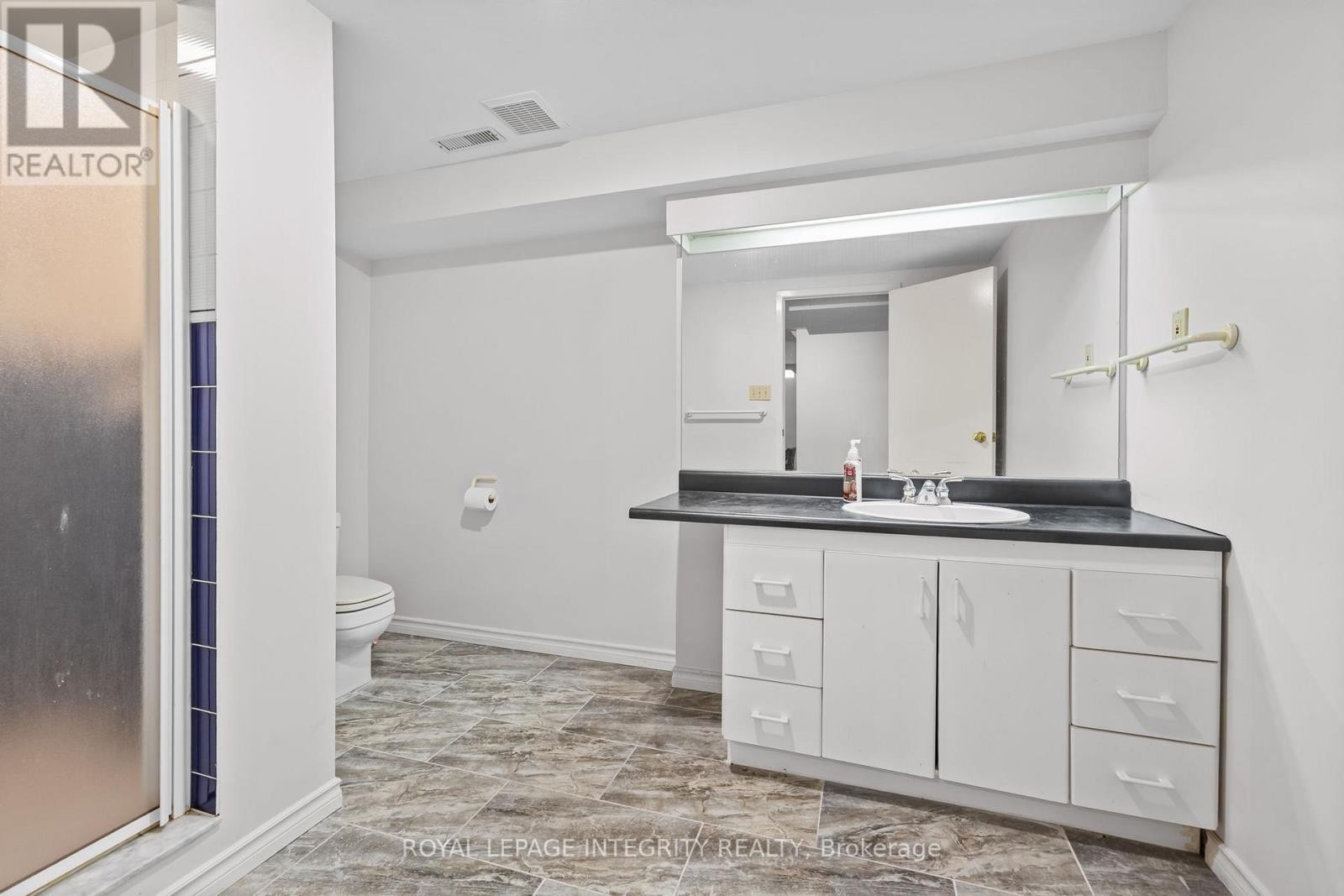 












830 ACADIAN GARDENS

,
Ottawa,




Ontario
K1C2V6

