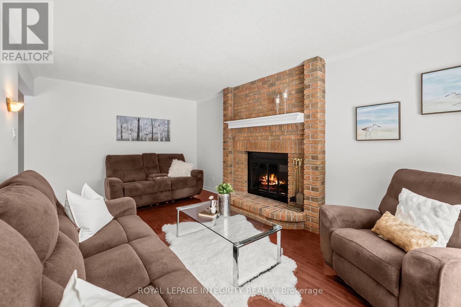 












830 ACADIAN GARDENS

,
Ottawa,




Ontario
K1C2V6

