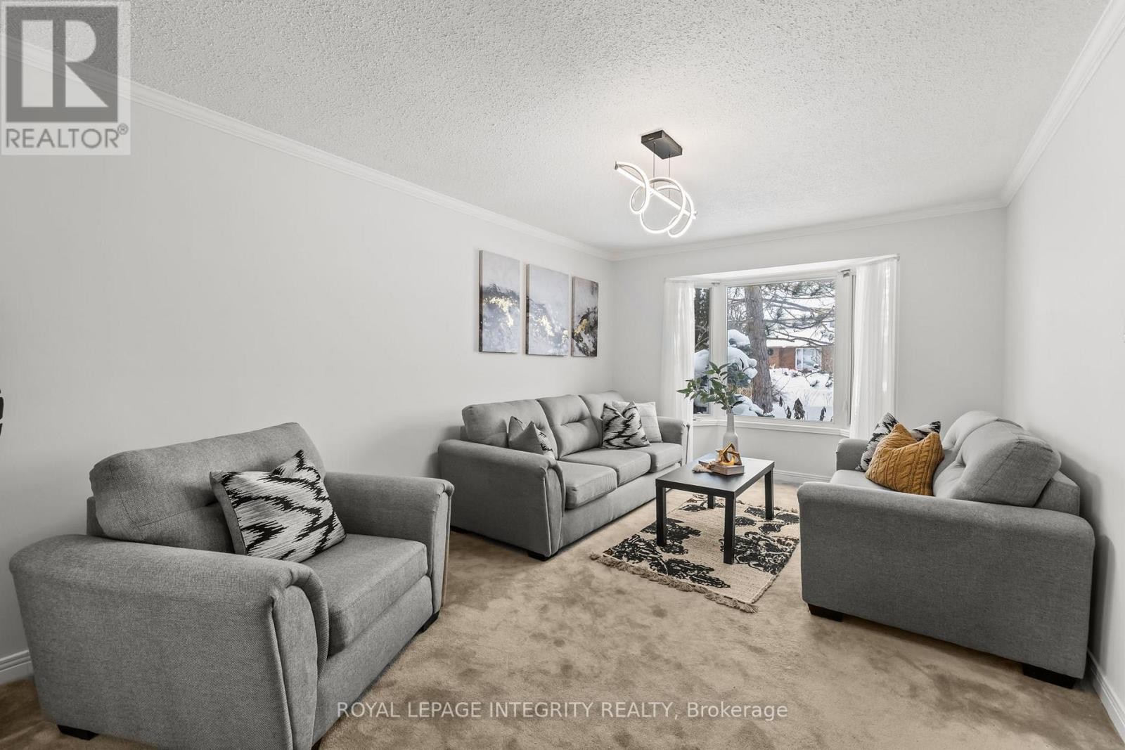 












830 ACADIAN GARDENS

,
Ottawa,




Ontario
K1C2V6

