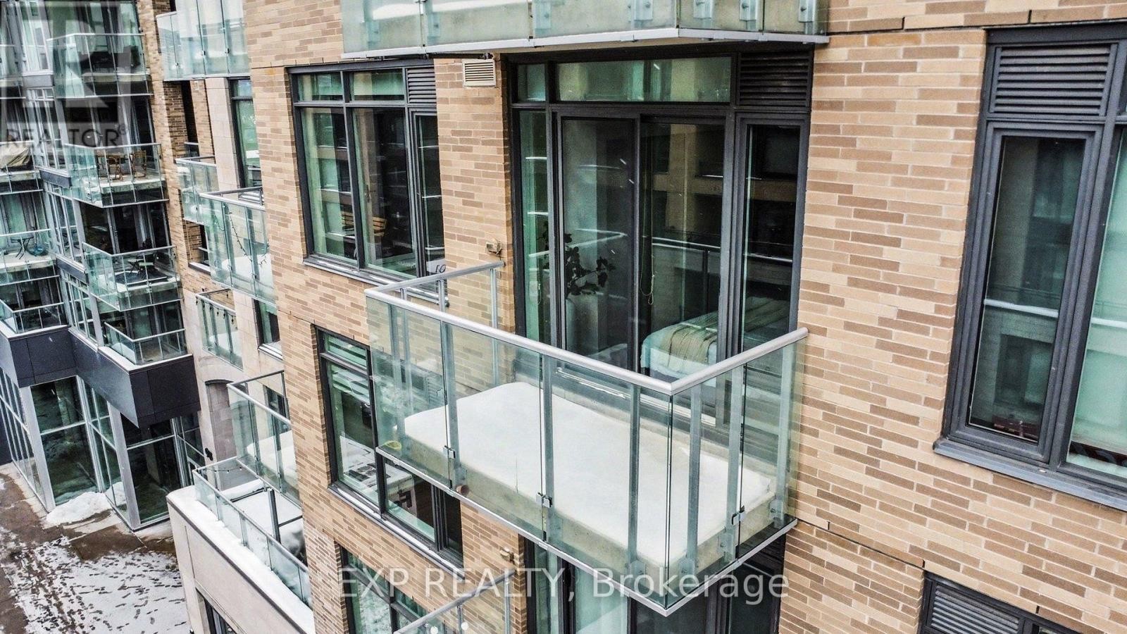 












410 - 108 RICHMOND ROAD

,
Ottawa,




Ontario
K1Z0B3

