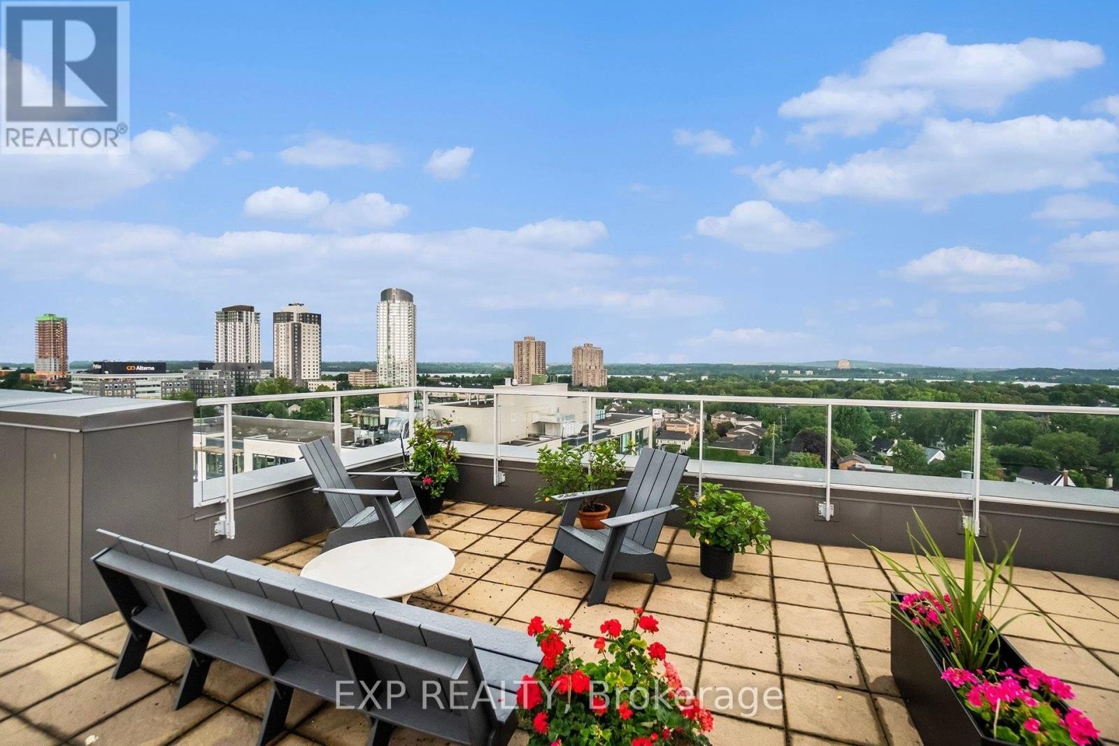 












410 - 108 RICHMOND ROAD

,
Ottawa,




Ontario
K1Z0B3

