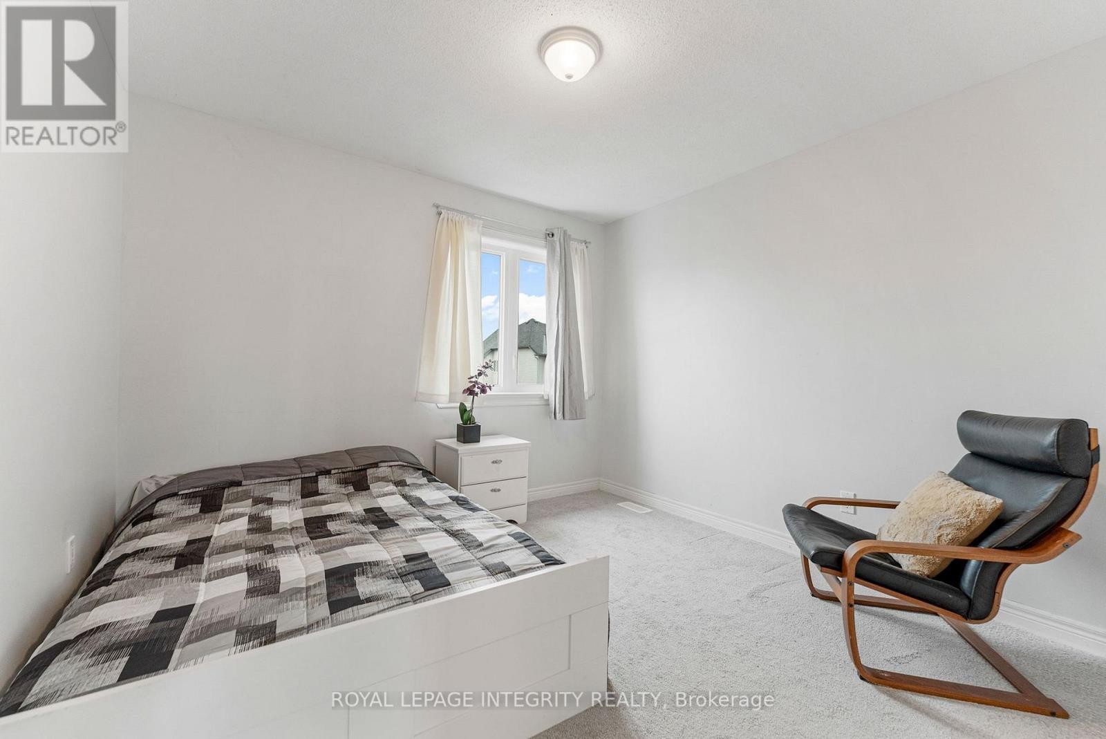 












53 WILLOWSHORE WAY

,
Carleton Place,




Ontario
K7C0B1

