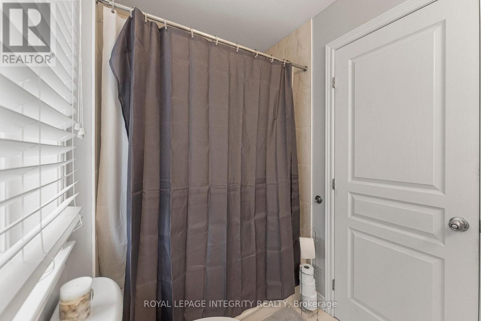 












53 WILLOWSHORE WAY

,
Carleton Place,




Ontario
K7C0B1

