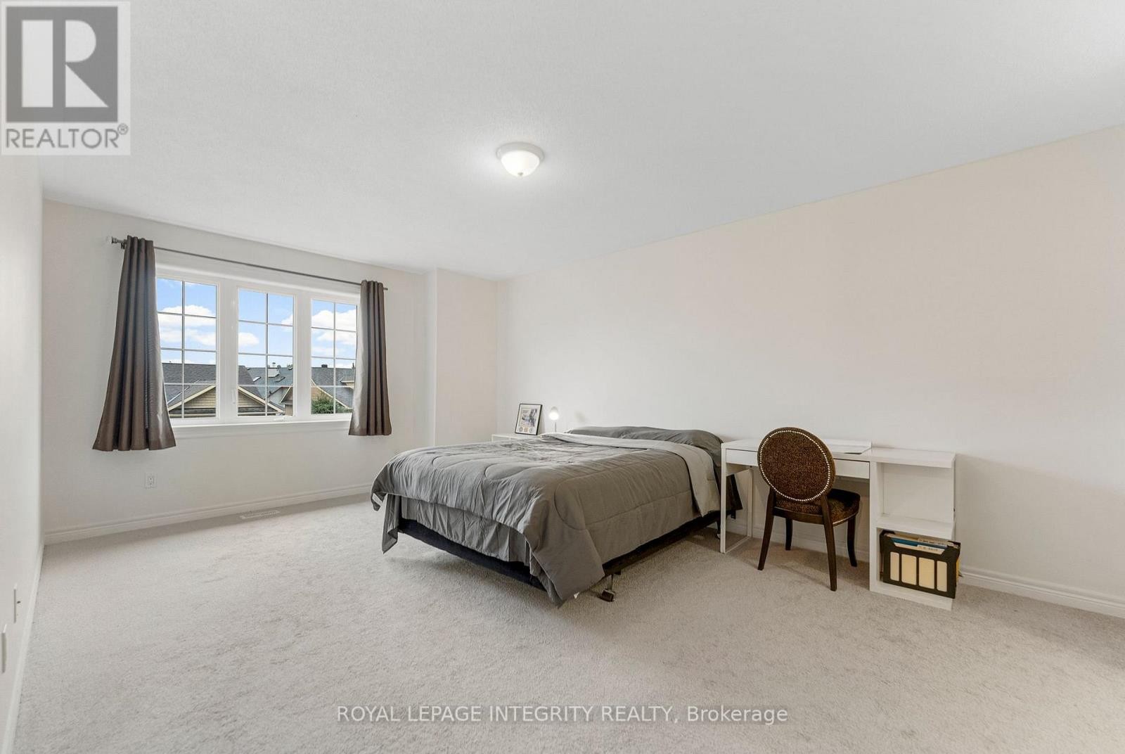 












53 WILLOWSHORE WAY

,
Carleton Place,




Ontario
K7C0B1

