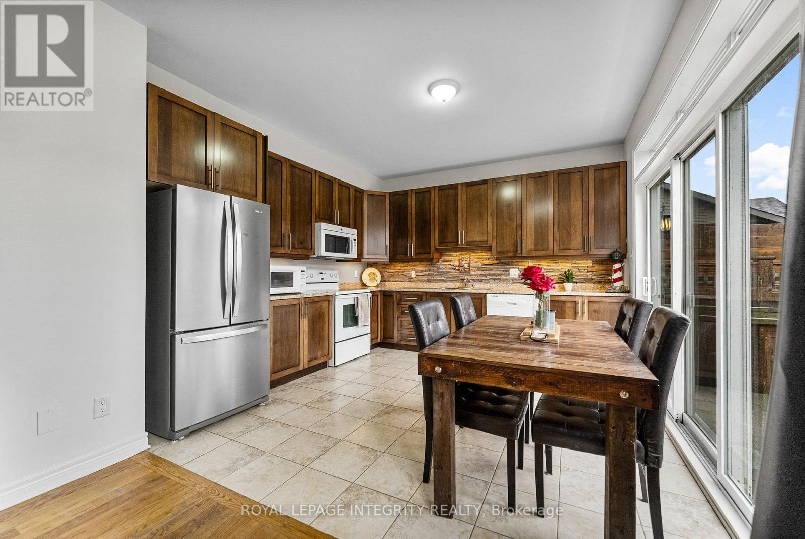 












53 WILLOWSHORE WAY

,
Carleton Place,




Ontario
K7C0B1

