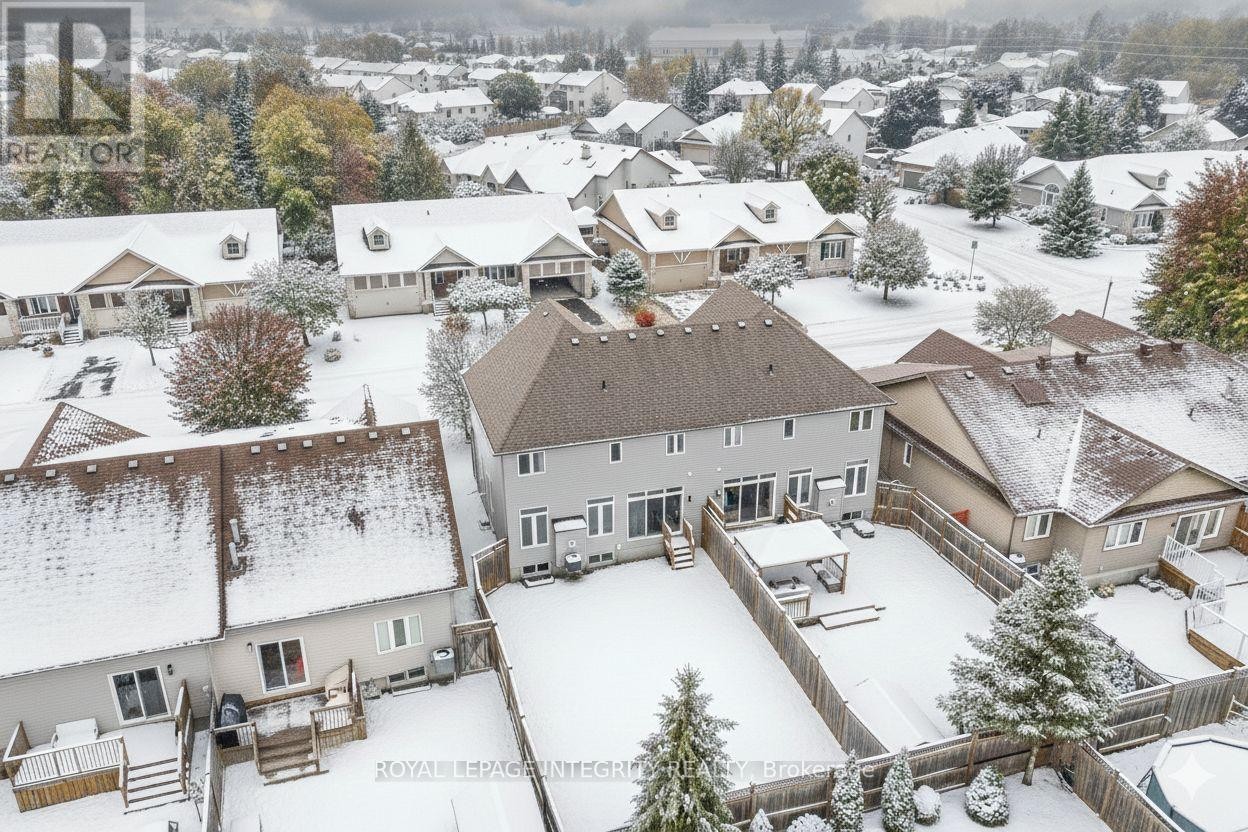 












53 WILLOWSHORE WAY

,
Carleton Place,




Ontario
K7C0B1

