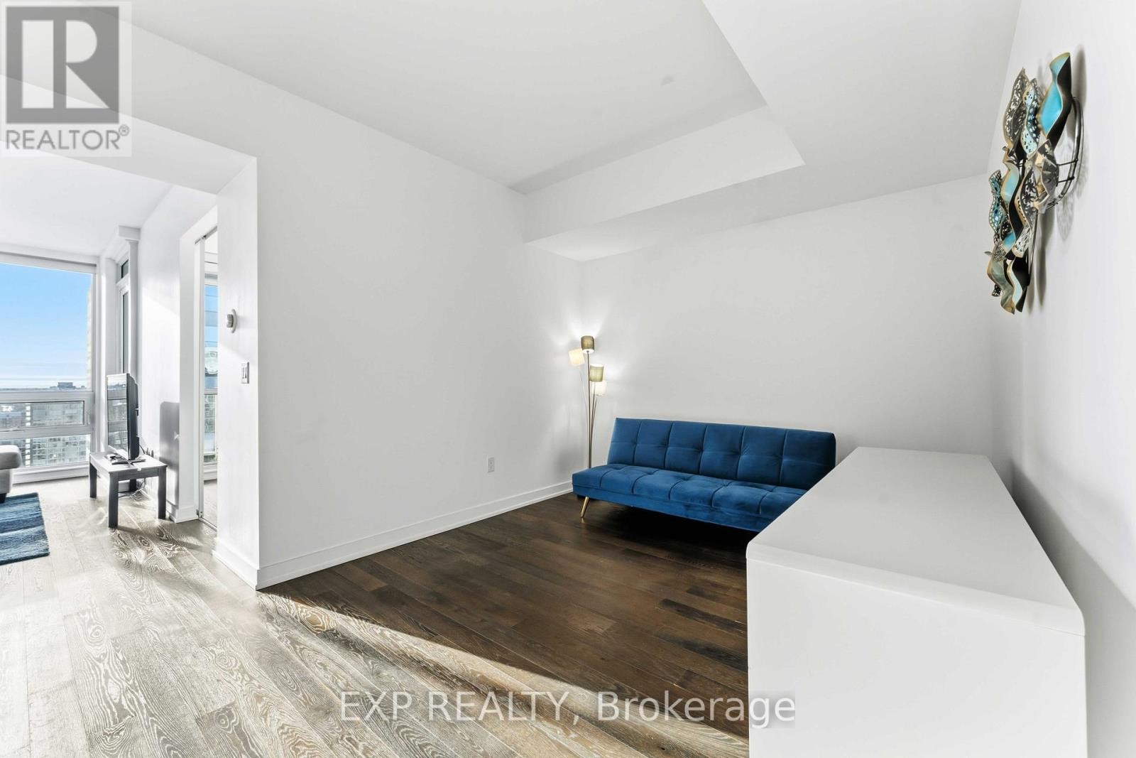 












2102 - 199 SLATER STREET

,
Ottawa,




Ontario
K1P0C8

