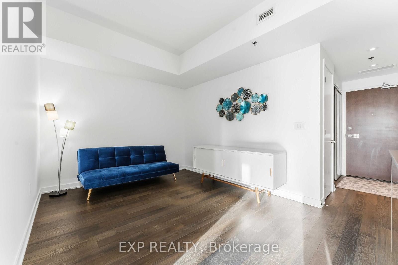 












2102 - 199 SLATER STREET

,
Ottawa,




Ontario
K1P0C8

