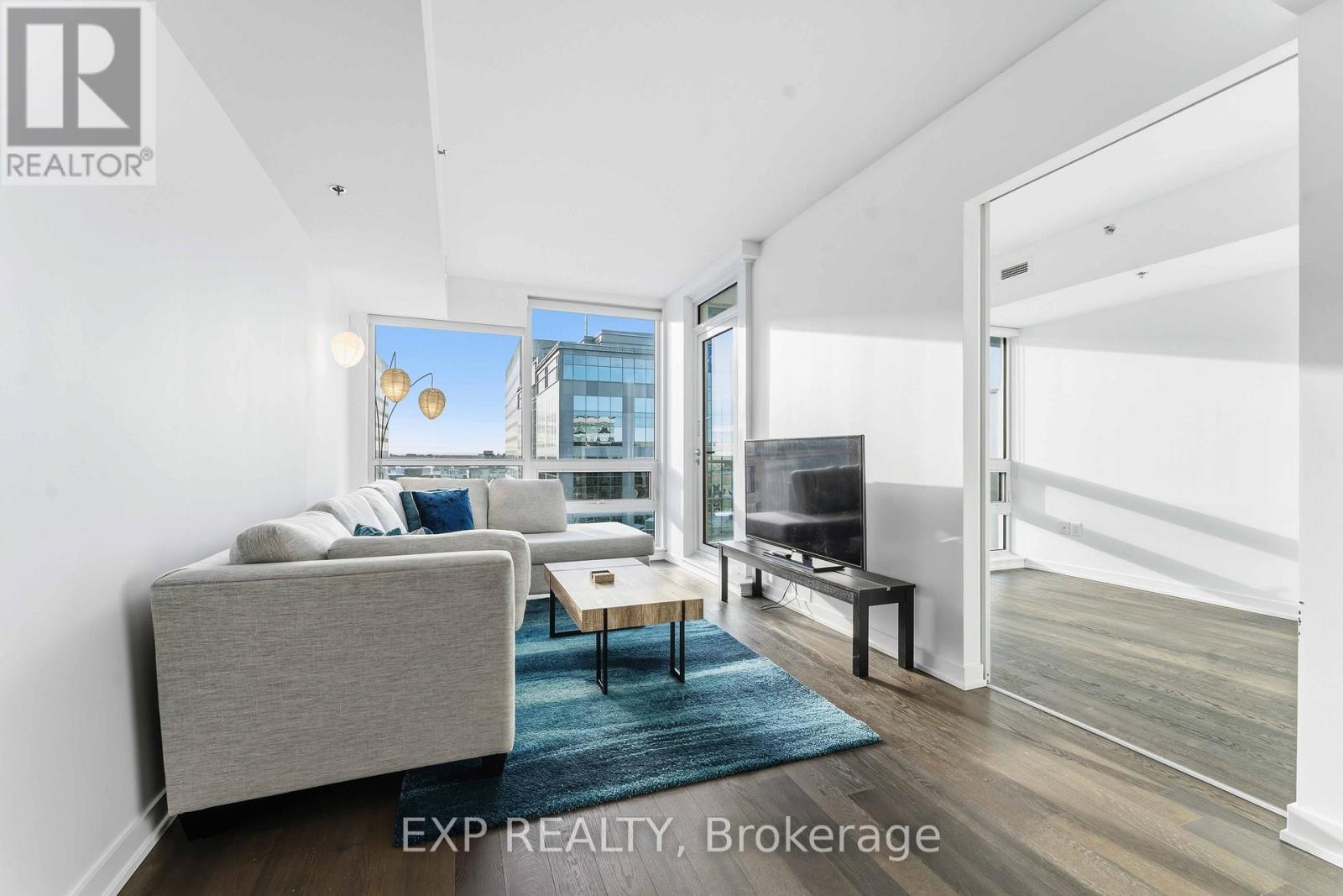 












2102 - 199 SLATER STREET

,
Ottawa,




Ontario
K1P0C8

