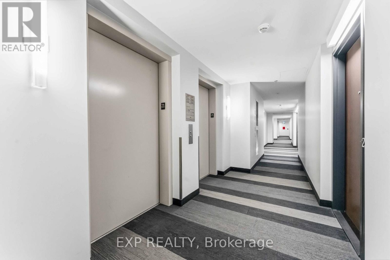 












2102 - 199 SLATER STREET

,
Ottawa,




Ontario
K1P0C8

