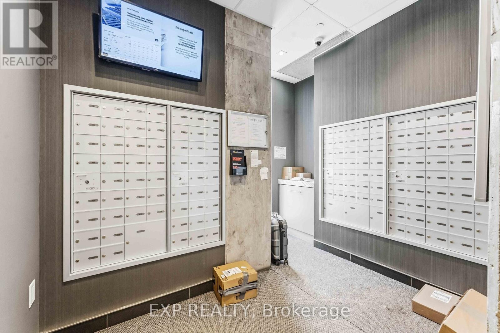 












2102 - 199 SLATER STREET

,
Ottawa,




Ontario
K1P0C8

