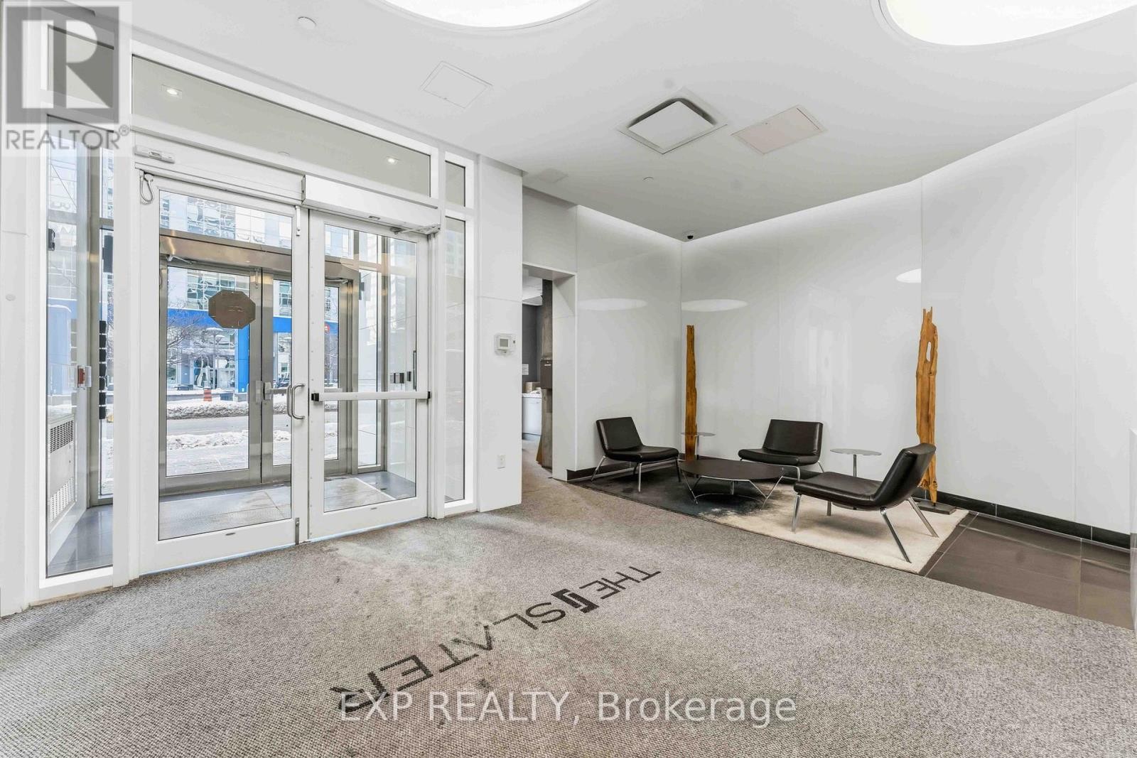 












2102 - 199 SLATER STREET

,
Ottawa,




Ontario
K1P0C8

